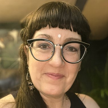 Gwen J. - Freelance Content Creator