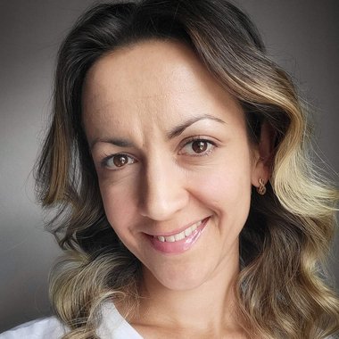 Olena K. - Freelance Photographer