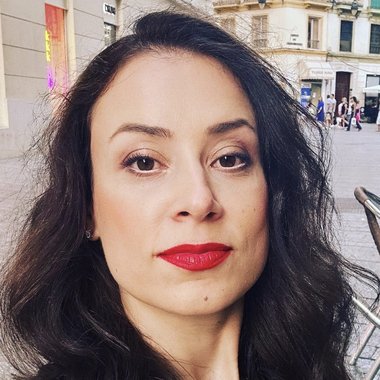 Eva S. - Freelance Ai Strategy Consultant