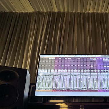 Adhyan - Freelance Session Artist