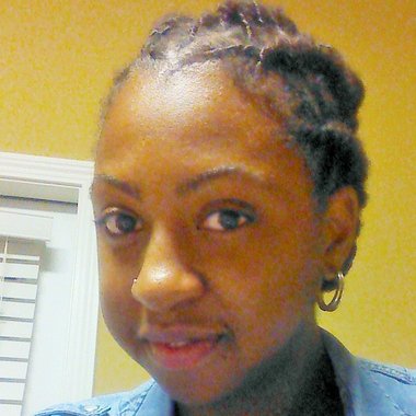 Briana R. - Freelance Presentation Designer