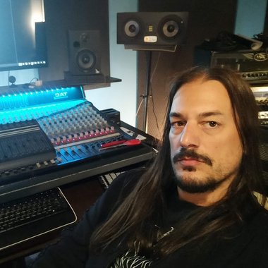 Dionis C. - Freelance Voiceover Artist