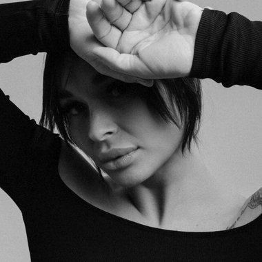 Luna D. - Freelance Music Producer