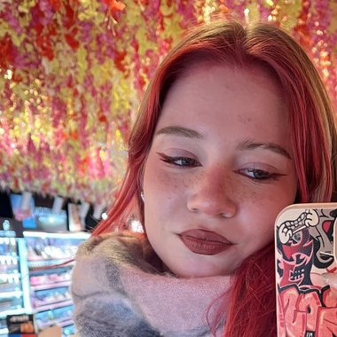 Catherine K. - Freelance Art Director