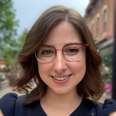 Gabrielle T. - Freelance Graphic Designer