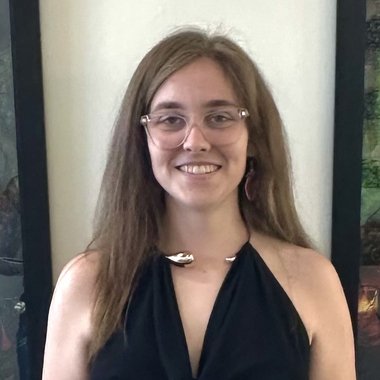 Hannah Z. - Freelance Graphic Designer