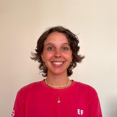 Bernardita G. - Freelance Video Editor