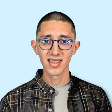 Aymen T. - Freelance Brand Designer