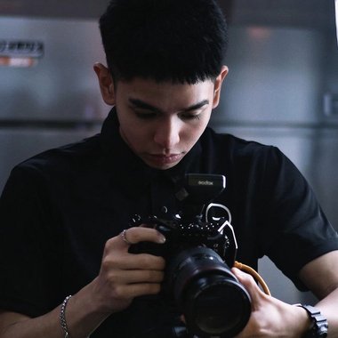 Zayne E. - Freelance Video Editor