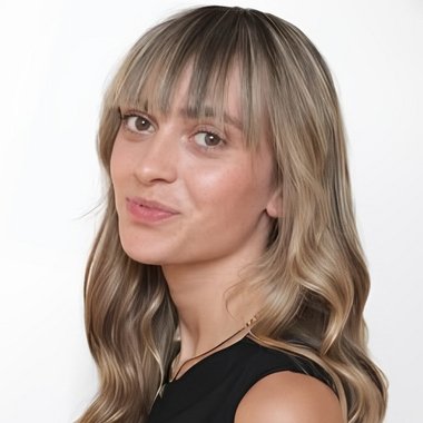 Ana C. - Freelance Social Media Manager