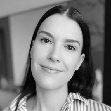 Rosana R. - Freelance Video Editor