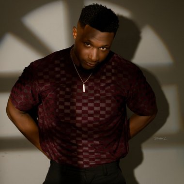 Miracle O. - Freelance Songwriter