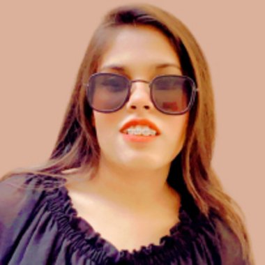 Aliza S. - Freelance Copywriter