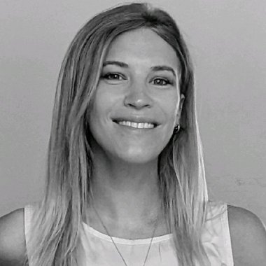 Charlotte - Freelance Brand Designer