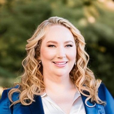 StephanieB - Freelance Illustrator