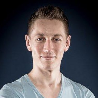 Edgars W. - Freelance Content Strategist