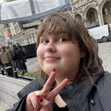 Isabelle R. - Freelance Content Creator