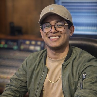 Efrain D. - Freelance Video Editor