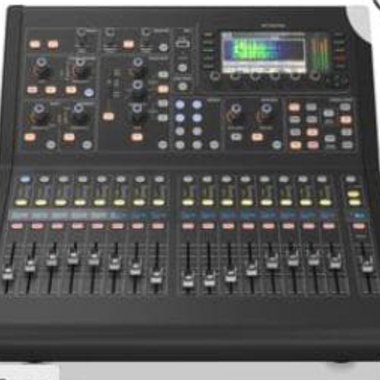 user873520 - Freelance 1st Assistant Director