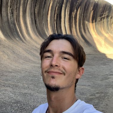 Dorian L. - Freelance Mixing Engineer