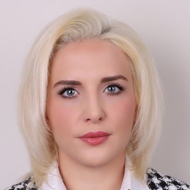 Taylor B. - Freelance Extra