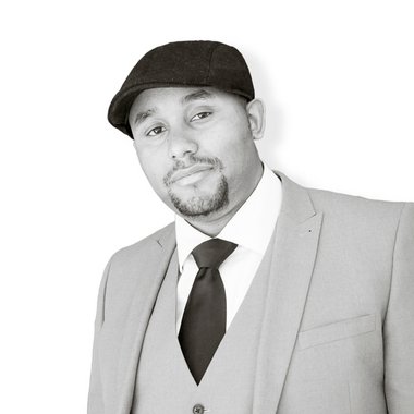 Jerome D. - Freelance Banner Ad Designer