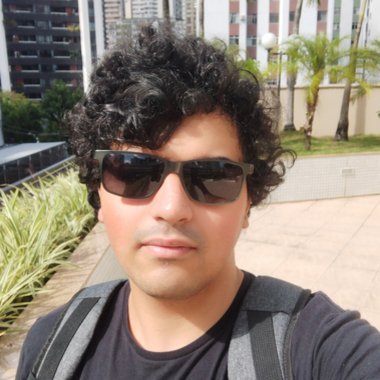 Tomás C. - Freelance Designer