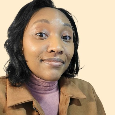 Keva E. - Freelance Graphic Designer