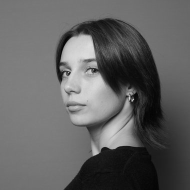 Maïlys - Freelance Graphic Designer