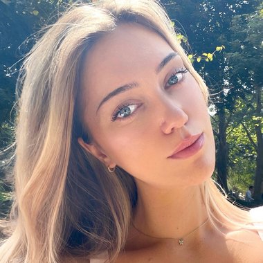 Sunniva N. - Freelance Content Designer