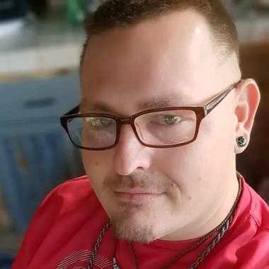 Vincent K. - Freelance Copywriter