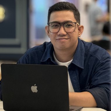 John A. - Freelance Banner Ad Designer