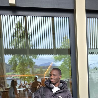 Obatomiwa L. - Freelance Social Media Freelancer