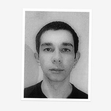 Danny F. - Freelance Designer