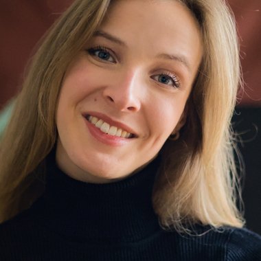 Sarah T. - Freelance Designer
