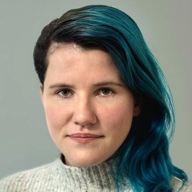 Isabella R. - Freelance Motion Graphic Designer