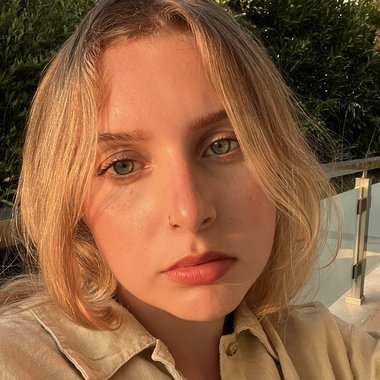 Rachel E. - Freelance Content Creator