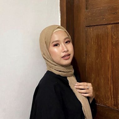Zahra F. - Freelance Content Strategist
