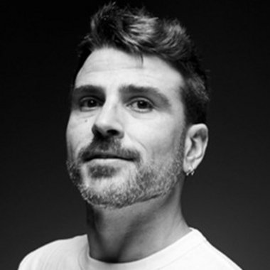 Joan T. - Freelance Photographer