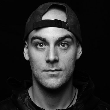 Van S. - Freelance Music Composer