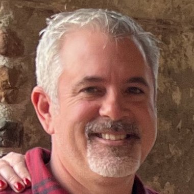 Eddie R. - Freelance Brand Designer