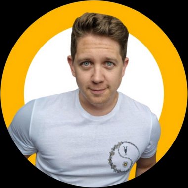 Oliver J. - Freelance Social Media Freelancer