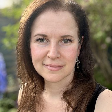 Jo M. - Freelance Designer