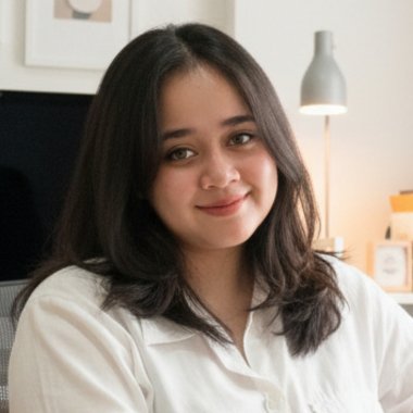 Putri A. - Freelance Social Media Manager