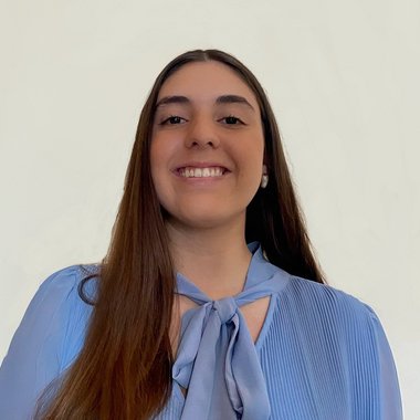 Mariana F. - Freelance Marketer