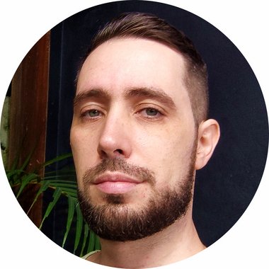 Pyetro C. - Freelance Web Developer