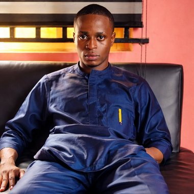 Akinleye D. - Freelance Graphic Designer