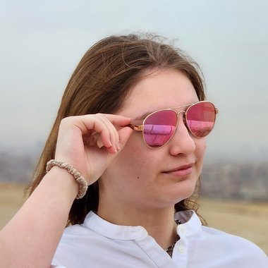 Veronika D. - Freelance Script Supervisor