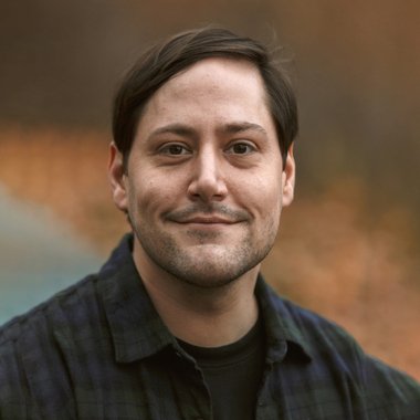 Steve B. - Freelance Graphic Designer