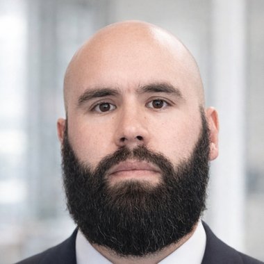 Idris P. - Freelance Pitch Deck Designer